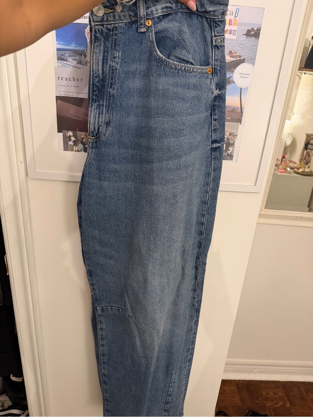 Zara Medium Blue Relaxed Barrel Denim Jeans